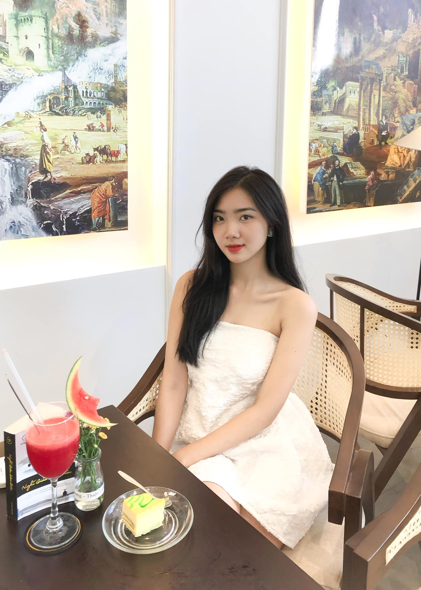 Lần đầu tham gia một cuộc thi lớn như Hoa hậu Việt Nam, Hồng Hải không tránh khỏi cảm giác run và lo lắng. Tuy nhiên, cô đã mạnh dạn đặt bút đăng ký tham gia cuộc thi để vượt qua những e ngại của bản thân. Cô gái đến từ Tuyên Quang gửi gắm thông điệp đến các bạn trẻ: "Khi mình sợ hãi điều gì đó, hãy dũng cảm vượt qua nó".