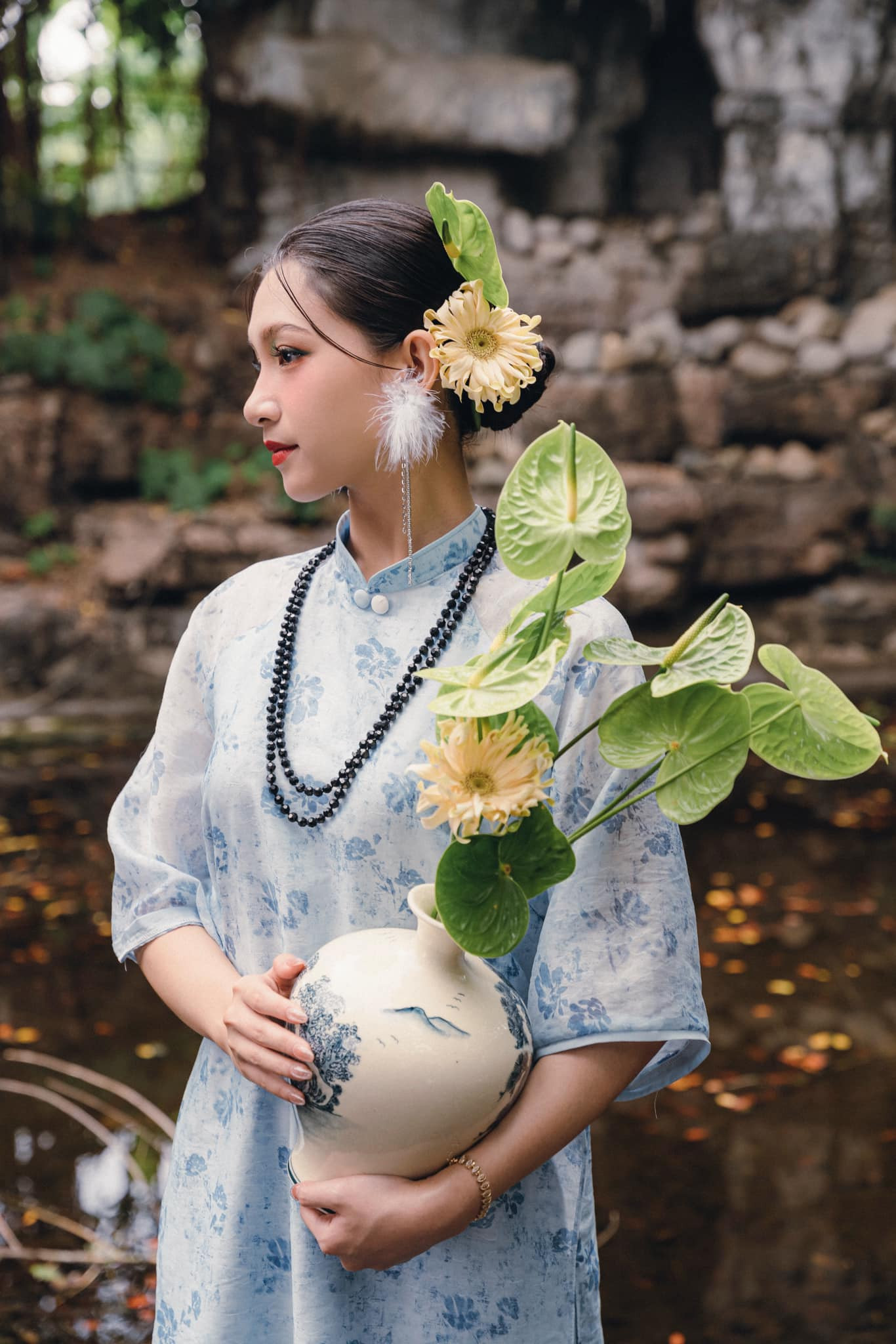 Vũ Yến cho biết sau khi đo nhân trắc học, chiều cao của cô giảm từ 1,71 m còn 1,7 m. “Dù vậy, tinh thần nhiệt huyết đến với cuộc thi của tôi vẫn không thay đổi”, cô nói.