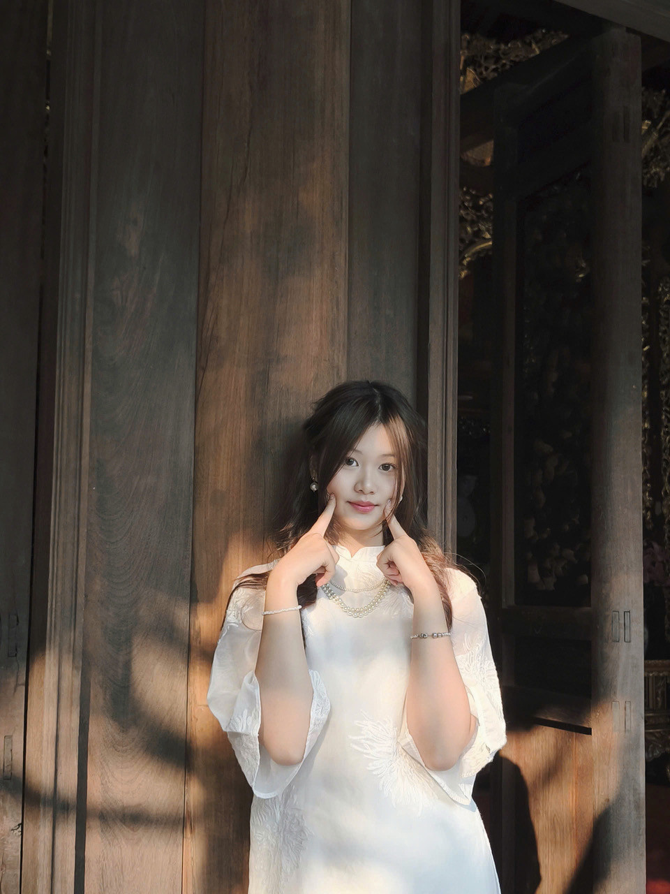 Phương Linh tự hào vì quê hương Hà Tĩnh có nhiều văn sĩ nổi tiếng, đặc biệt là đại thi hào Nguyễn Du. Đây cũng là tác giả mà cô yêu thích trong chương trình Ngữ Văn THPT.