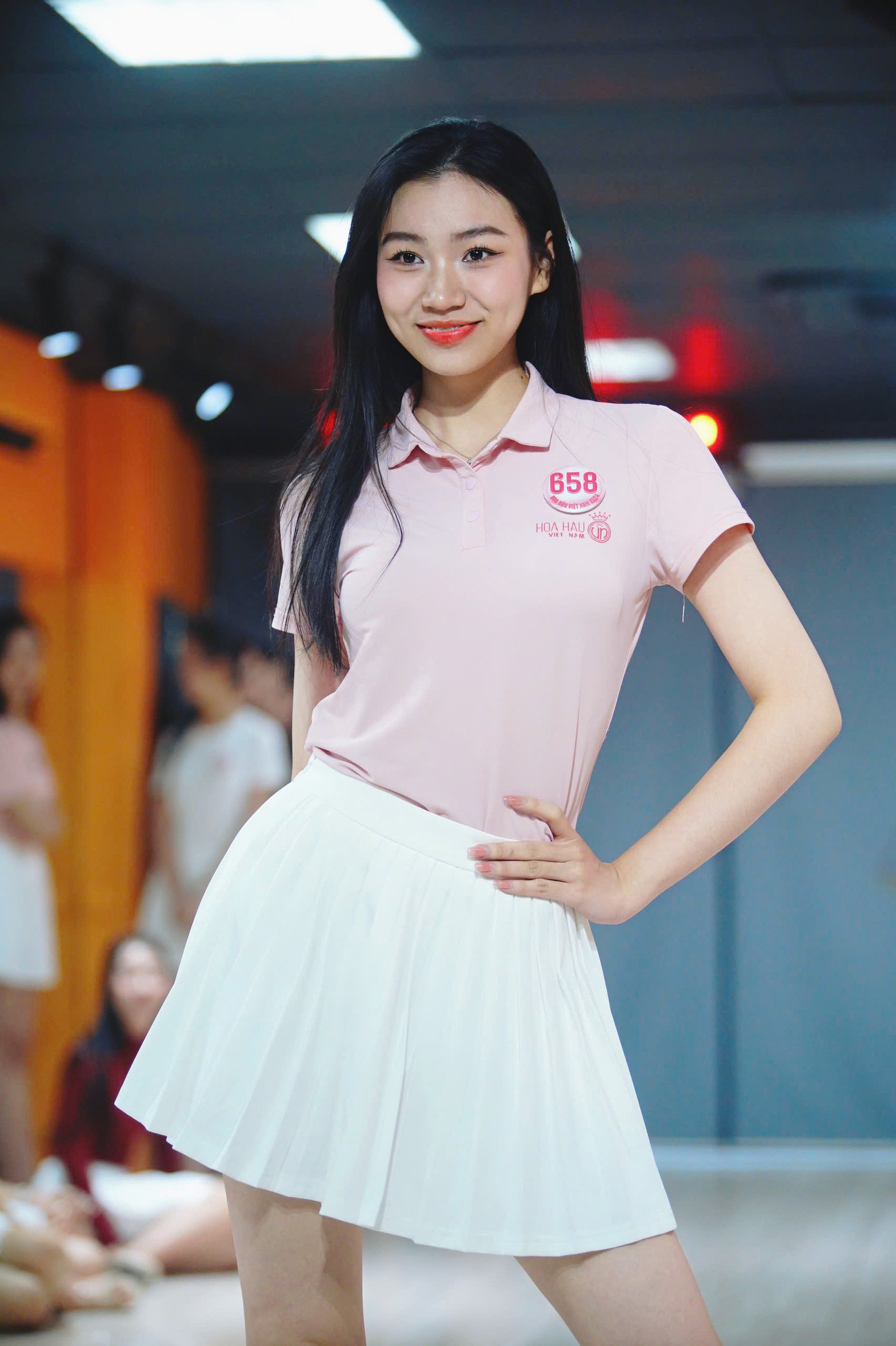 Sau quá trình tập luyện với các chuyên gia đào tạo phong thái, đi đứng, cách biểu cảm, 41 thí sinh có sự tiến bộ ấn tượng. Họ giữ vững tinh thần ham học hỏi trong các buổi tập luyện.