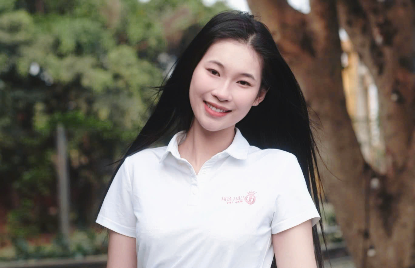 Hiền Nhi nói trong vòng nhân trắc học, các bác sĩ khen cô có vóc dáng cân đối và sức khỏe tốt.