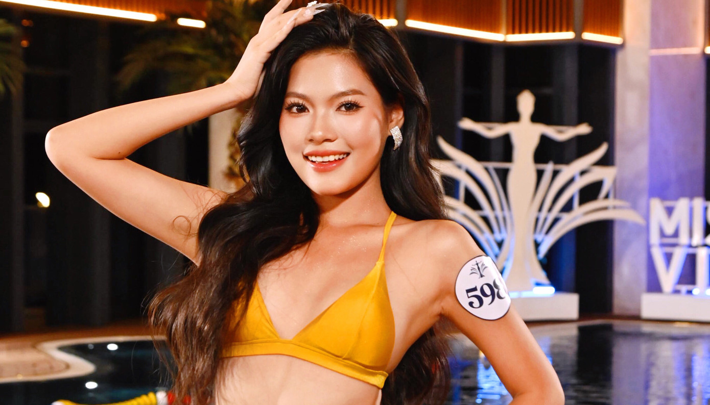 Cô cũng tham gia các show diễn thời trang, đặc biệt là áo dài, với sự đồng hành của Hội Liên hiệp Phụ nữ Việt Nam, Liên hiệp các tổ chức hữu nghị Việt Nam, Đại sứ quán Colombia…