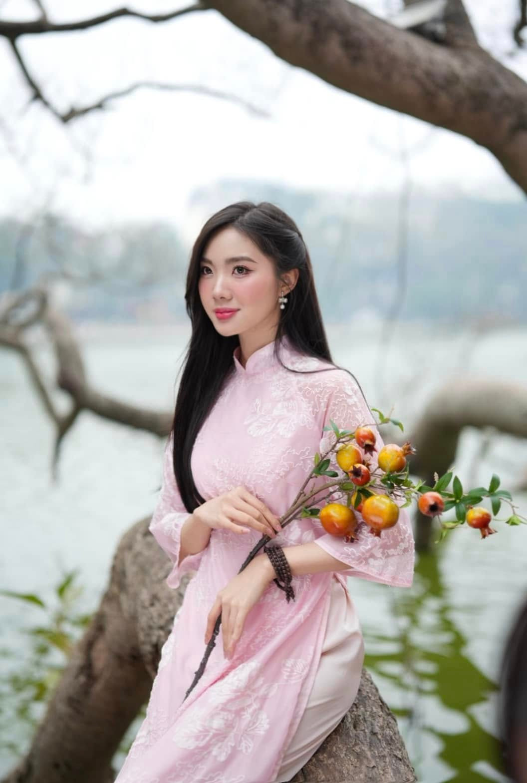 Tại vòng sơ khảo phía Bắc, Hồng Hải gây chú ý vì có gương mặt nền nã, xinh xắn và nụ cười tươi.