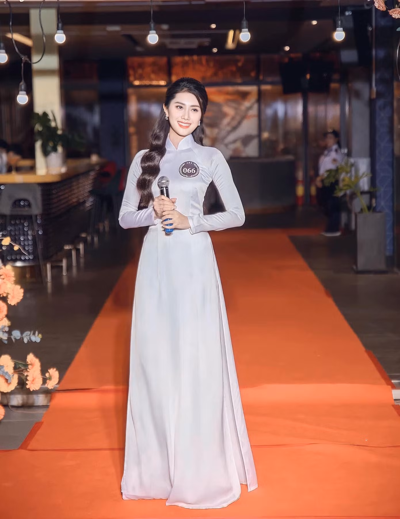 Thùy Nhiên nói cô muốn học tập thật tốt ngành Quản trị kinh doanh để phát triển toàn diện kiến thức về thương mại, kinh tế, nhân sự, truyền thông, tài chính, kế toán. Những yếu tố này giúp cô hoàn thiện bản thân và hướng tới phiên bản tốt hơn trong tương lai.