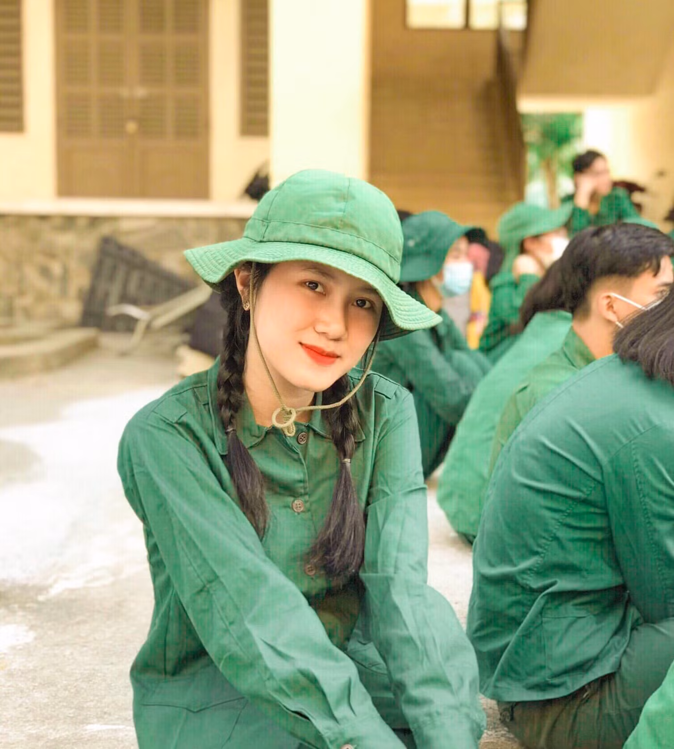 “Tôi theo dõi và được truyền động lực từ các người đẹp của cuộc thi Hoa hậu Việt Nam. Họ đều là những cô gái xinh đẹp, có sự lan tỏa trong cộng đồng. Tôi tự hào khi là một trong những thí sinh tham dự vòng Sơ khảo phía Nam cuộc thi năm nay”, Thùy Nhiên chia sẻ.