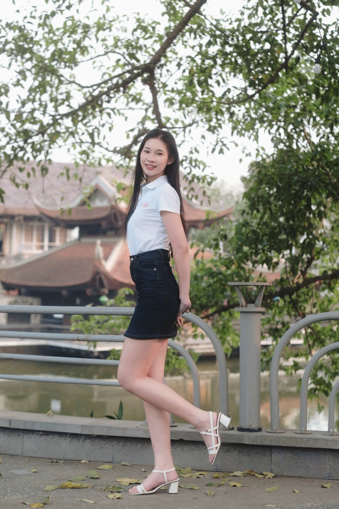 Số đo nhân trắc học của Hiền Nhi trước và sau khi đo không thay đổi nhiều, gần như khớp với khi cô tự đo. Hiền Nhi có chiều cao ấn tượng 1,77 m, số đo ba vòng 80-64-93 cm. Cô thuộc nhóm thí sinh có chiều cao nổi trội nhất.