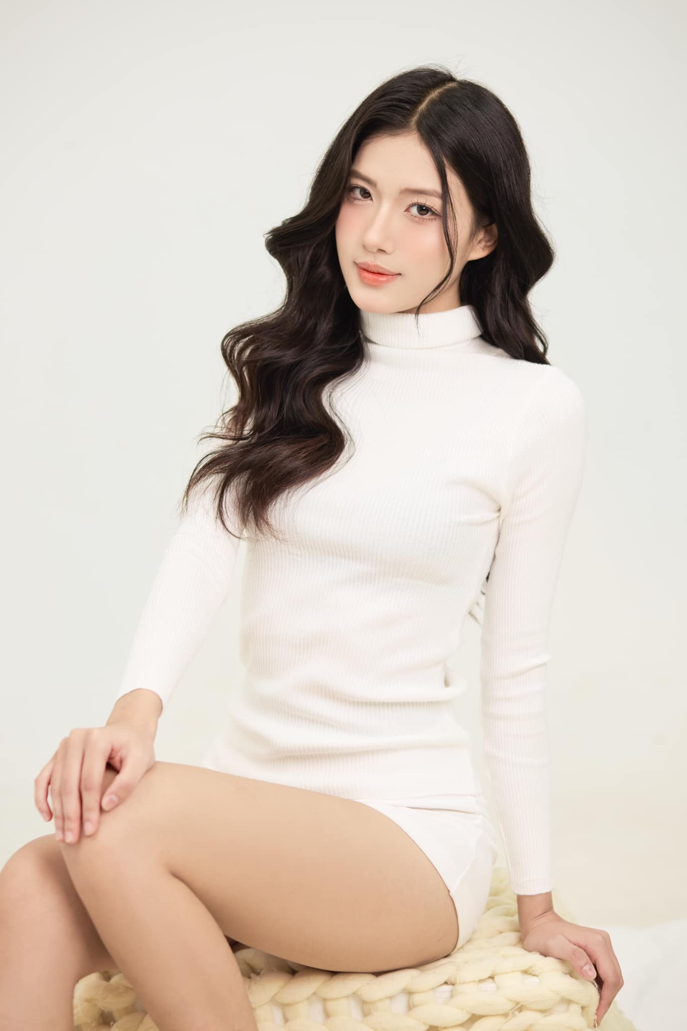 Ngọc Anh nói sau khi biết cô tham gia cuộc thi Hoa hậu Việt Nam 2024, gia đình đã luôn sát cánh ủng hộ, động viên đồng thời hỗ trợ về mặt tài chính để cô yên tâm hơn.