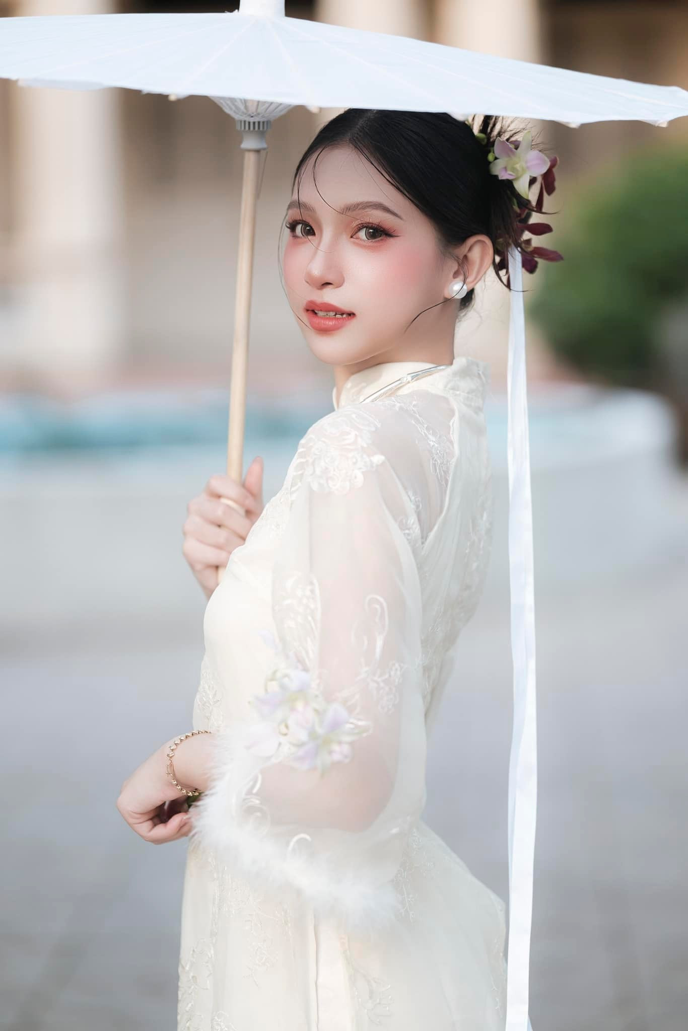 Chia sẻ với Tiền Phong, Vũ Yến cho biết cô tham gia Hoa hậu Việt Nam 2024 để thử thách bản thân, bước ra khỏi vùng an toàn và chia sẻ câu chuyện của một sinh viên trẻ. “Cuộc thi là cột mốc ý nghĩa giúp tôi học hỏi, hoàn thiện bản thân và lan tỏa hình ảnh người phụ nữ Việt Nam tự tin, bản lĩnh và nhân ái”, cô nói.