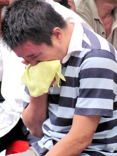 Ân hận về hành vi của mình, Thạnh nhiều lần khóc tại tòa