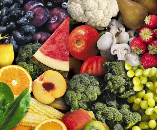 Chế độ ăn nhiều rau xanh và trái cây thích hợp cho người bị gan nhiễm mỡ