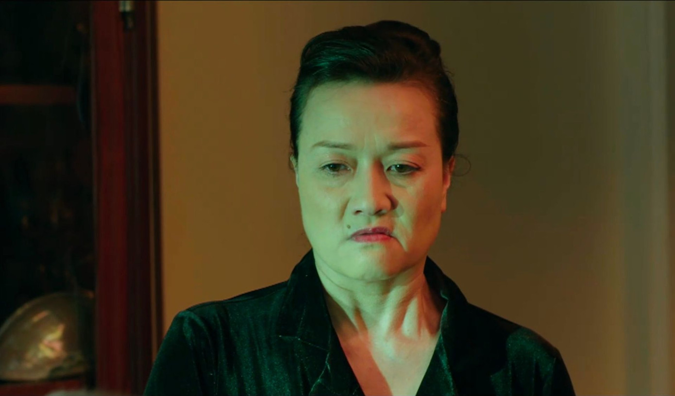 Nghệ sĩ Vân Dung từng bị nhận xét chỉ hợp diễn hài. Nghệ sĩ Vân Dung từng bị nhận xét chỉ hợp diễn hài.