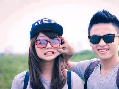 Việc quá hiểu nhau có thể là một rào cản nhỏ làm khuyết đi một phần cảm xúc thú vị trong giai đoạn đầu của hai bạn đấy nhé!. Việc quá hiểu nhau có thể là một rào cản nhỏ làm khuyết đi một phần cảm xúc thú vị trong giai đoạn đầu của hai bạn đấy nhé!