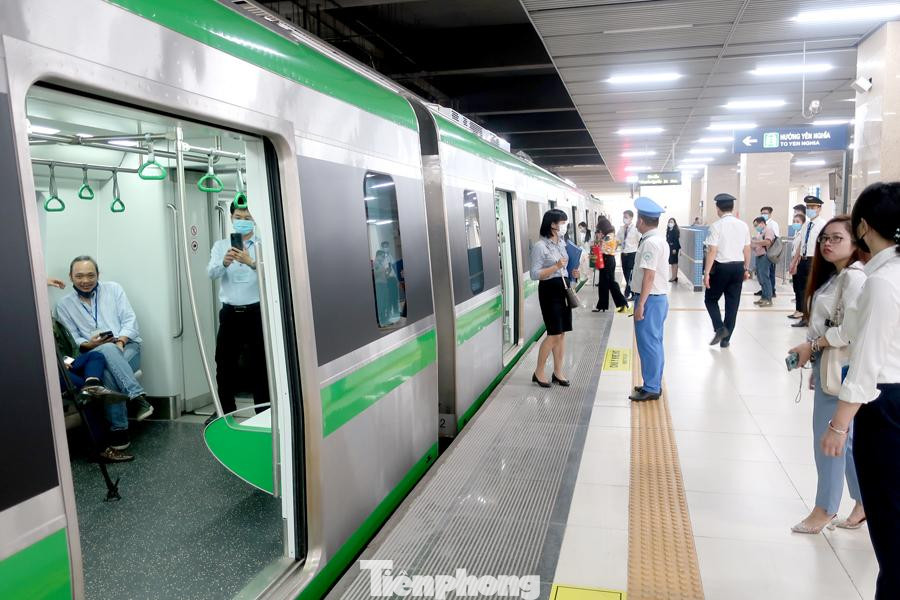 Bình quân mỗi tháng đường sắt Cát Linh - Hà Đông thu được 4,6 tỷ đồng tiền vé.