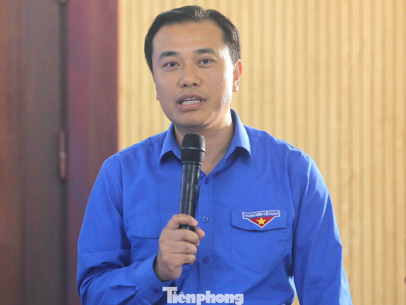 Điểm mới của năm nay, Ban Bí thư T.Ư Đoàn cùng tập thể lãnh đạo các ban, đơn vị T.Ư Đoàn, T.Ư Hội LHTN Việt Nam, T.Ư Hội Sinh viên Việt Nam, Hội đồng Đội T.Ư trao đổi, chia sẻ và giải đáp các vấn đề của đoàn viên, thanh thiếu nhi. Điểm mới của năm nay, Ban Bí thư T.Ư Đoàn cùng tập thể lãnh đạo các ban, đơn vị T.Ư Đoàn, T.Ư Hội LHTN Việt Nam, T.Ư Hội Sinh viên Việt Nam, Hội đồng Đội T.Ư trao đổi, chia sẻ và giải đáp các vấn đề của đoàn viên, thanh thiếu nhi.