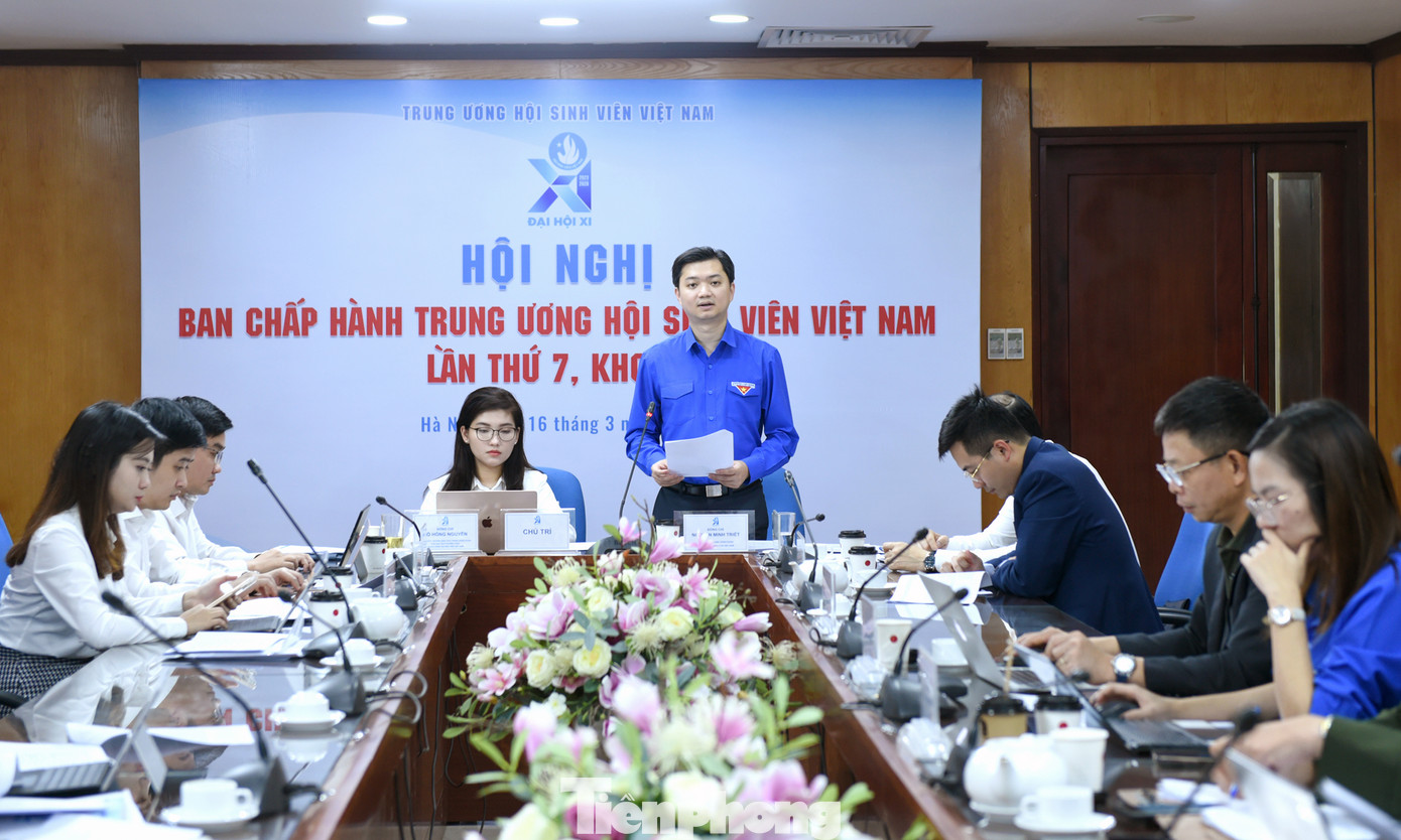 Anh Nguyễn Minh Triết phát biểu tại hội nghị. Ảnh: Xuân Tùng