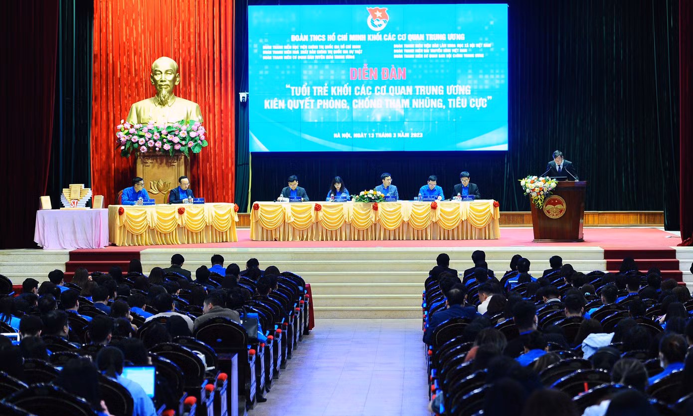 Diễn đàn được tổ chức tại Học viện Chính trị Quốc gia Hồ Chí Minh. Diễn đàn được tổ chức tại Học viện Chính trị Quốc gia Hồ Chí Minh.