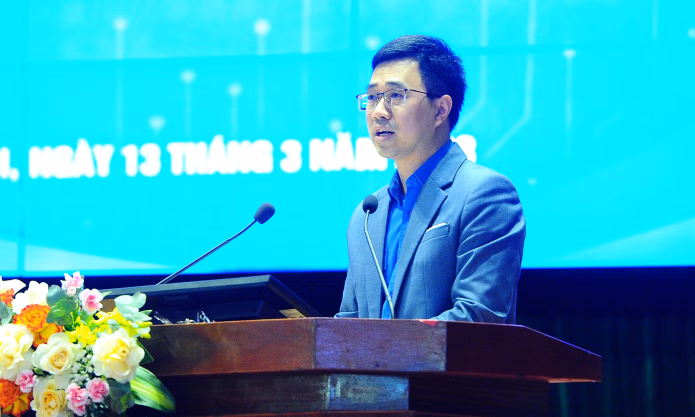 Anh Bùi Hoàng Tùng phát biểu tại hội nghị. Anh Bùi Hoàng Tùng phát biểu tại hội nghị.