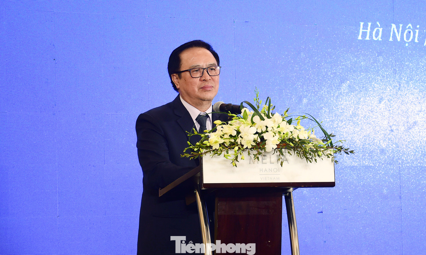 Ông Hoàng Bình Quân phát biểu tại chương trình. Ảnh: Xuân Tùng