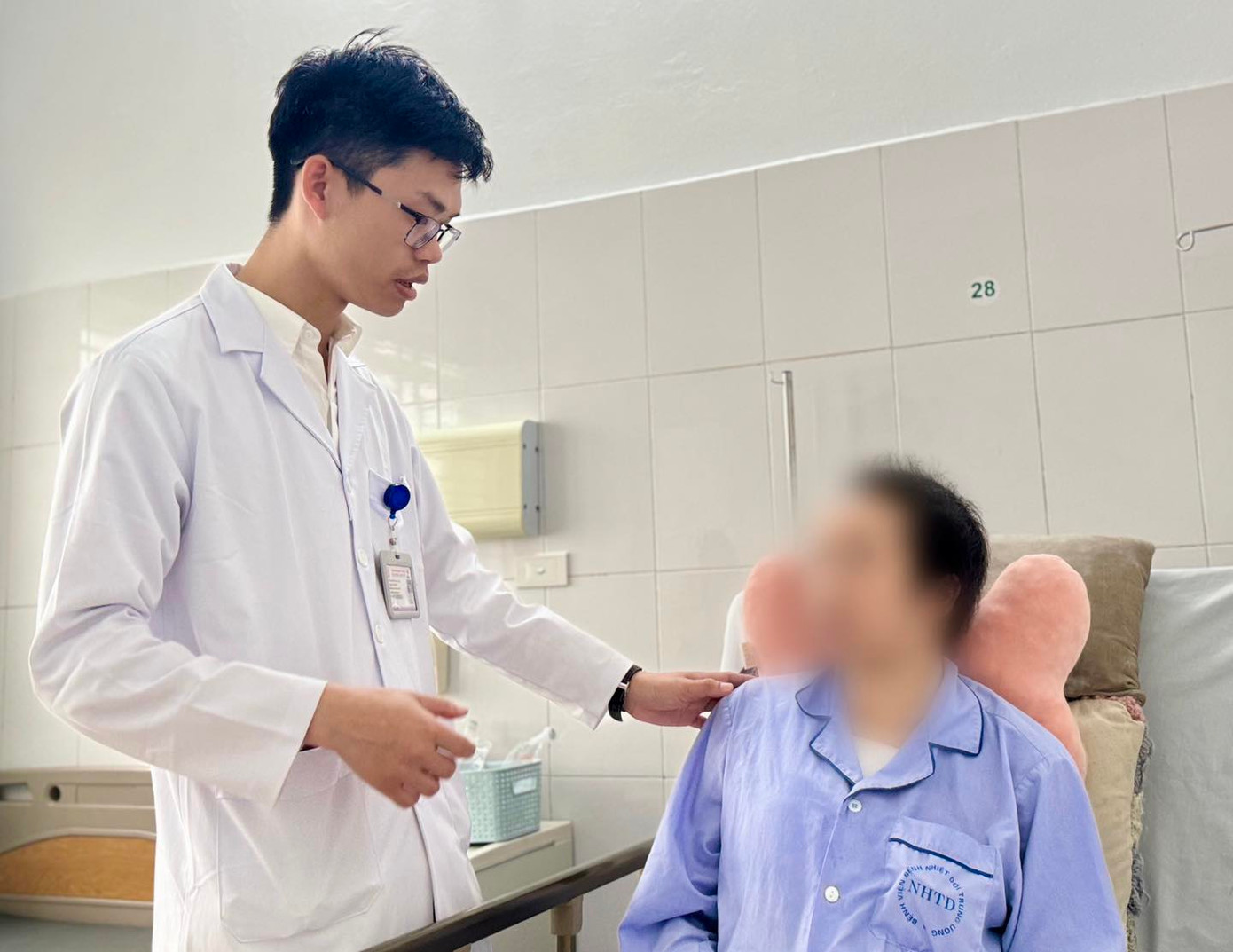 Bệnh nhân đang hồi phục rất tốt sau ca phẫu thuật. Ảnh: Bệnh viện cung cấp Bệnh nhân đang hồi phục rất tốt sau ca phẫu thuật. Ảnh: Bệnh viện cung cấp