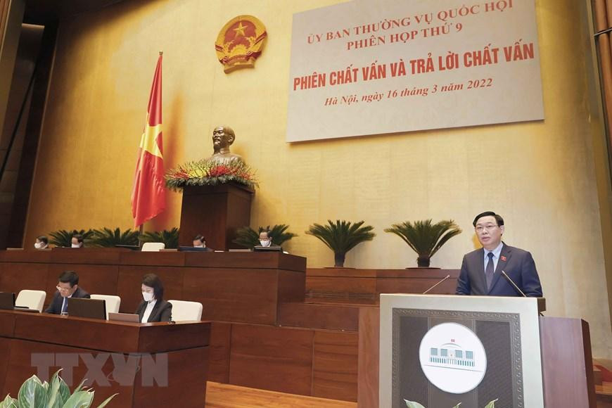 Hình ảnh Chủ tịch Quốc hội Vương Đình Huệ phát biểu tại phiên chất vấn và trả lời chất vấn các thành viên Chính phủ. (Ảnh: Doãn Tấn/TTXVN) Hình ảnh Chủ tịch Quốc hội Vương Đình Huệ phát biểu tại phiên chất vấn và trả lời chất vấn các thành viên Chính phủ. (Ảnh: Doãn Tấn/TTXVN)