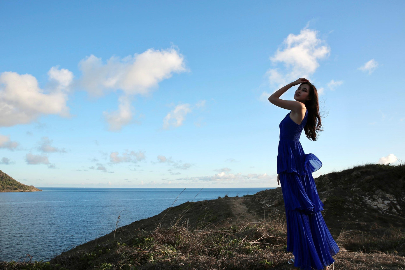 Nàng hậu thả dáng giữa biển trời Côn Đảo.