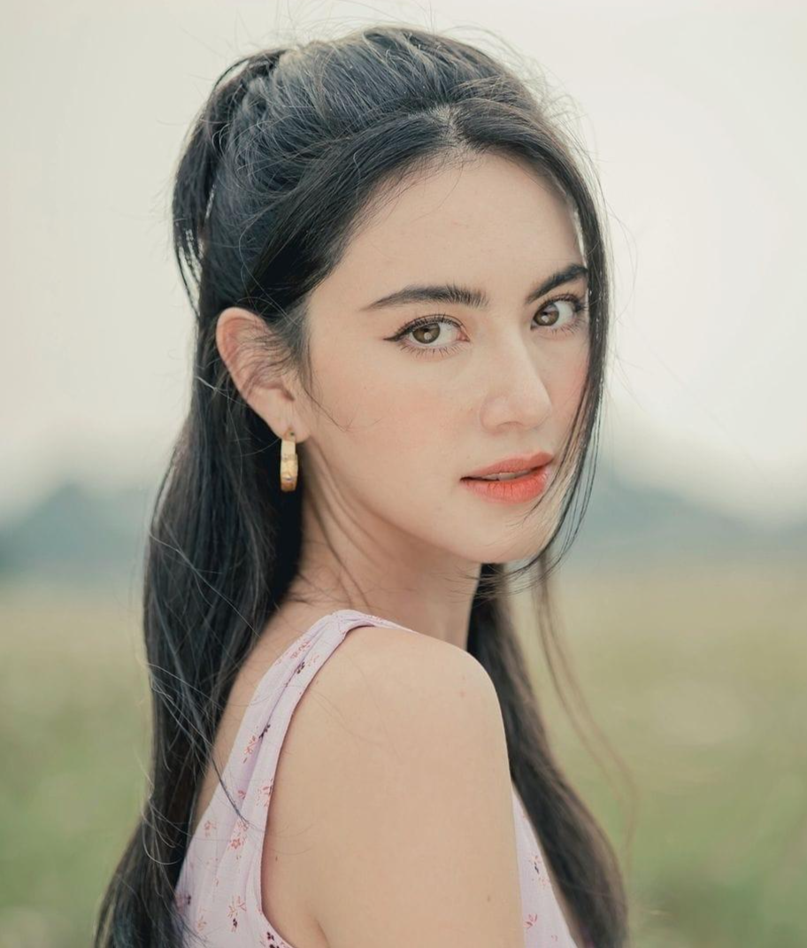 Mỹ nhân Thái Lan Mai Davika.
