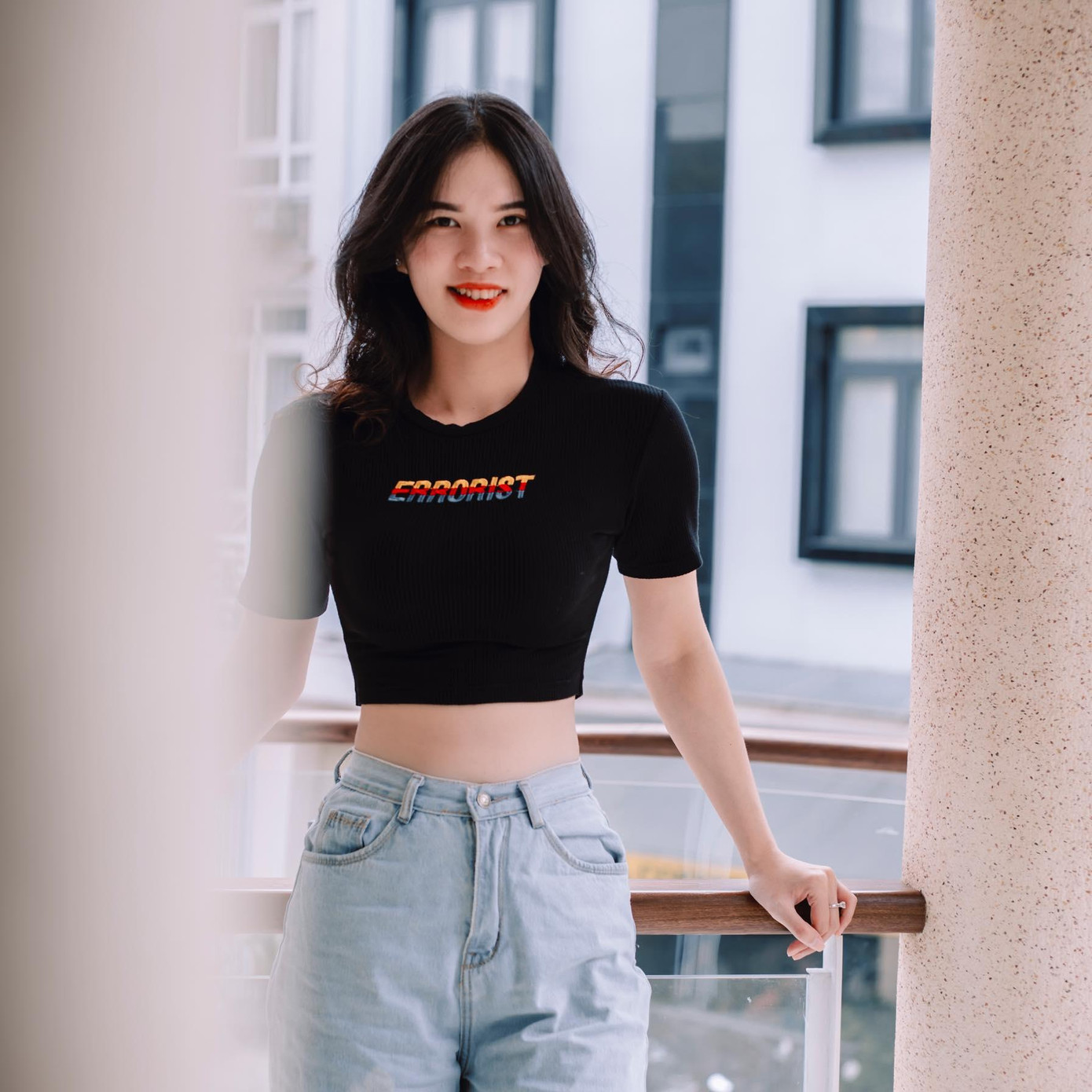 Người đẹp An Giang cho biết, cô luôn tự ti về ngoại hình của mình và không tự tin để dự thi bất kỳ cuộc thi sắc đẹp nào trước đó.