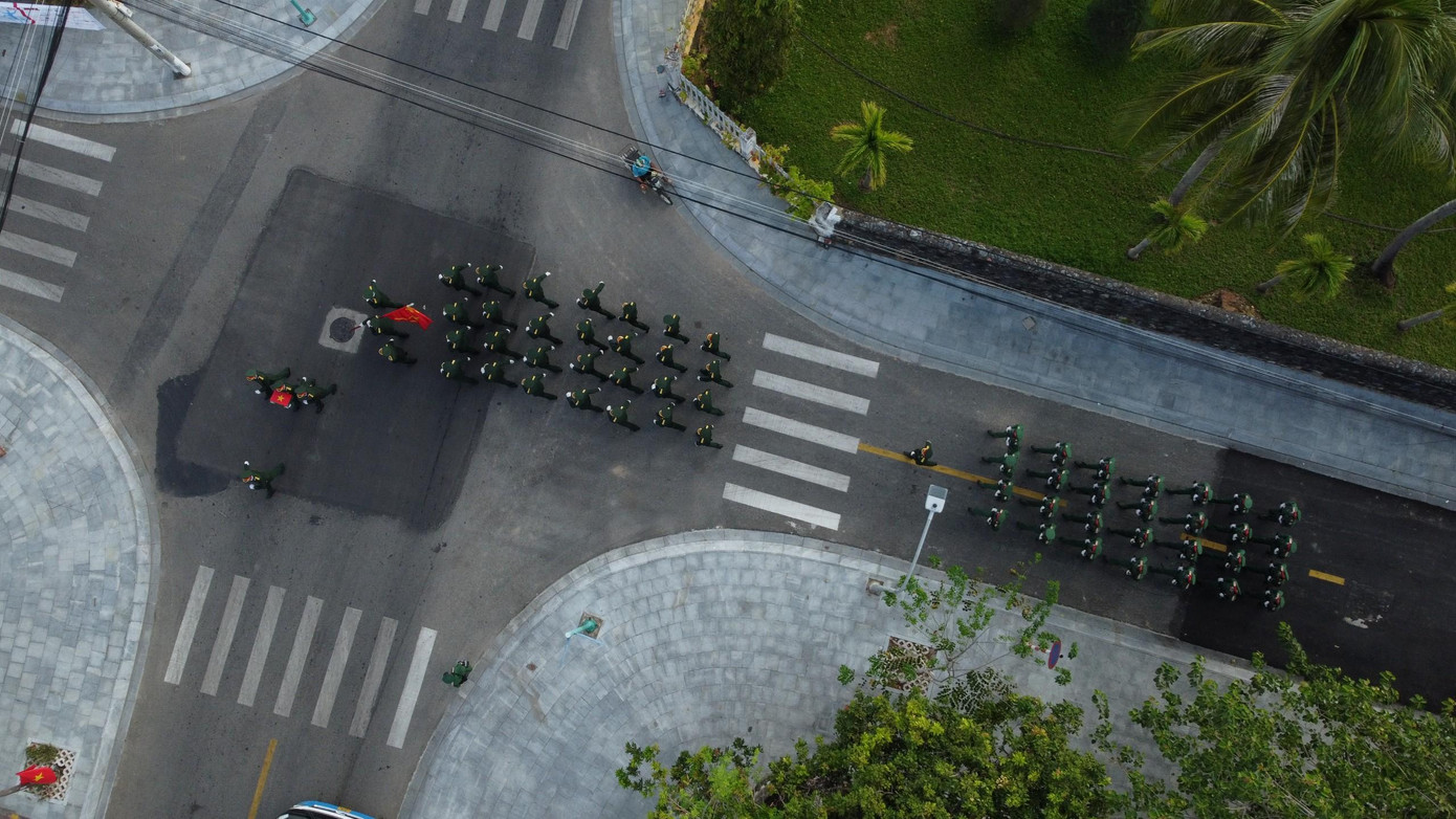 Tiền Phong Marathon sẽ chính thức khởi tranh ngày 27/3 - đúng kỷ niệm Ngày thể thao Việt Nam. Tiền Phong Marathon sẽ chính thức khởi tranh ngày 27/3 - đúng kỷ niệm Ngày thể thao Việt Nam.