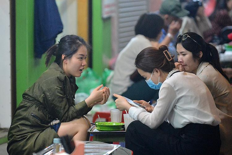 "Đã khá lâu rồi không có cảm giác thích thú này. Tôi mong Việt Nam sớm hết dịch để mọi người có thể quay lại cuộc sống bình thường", bạn Nguyễn Thị Hương (quận Thanh Xuân,Hà Nội) chia sẻ.