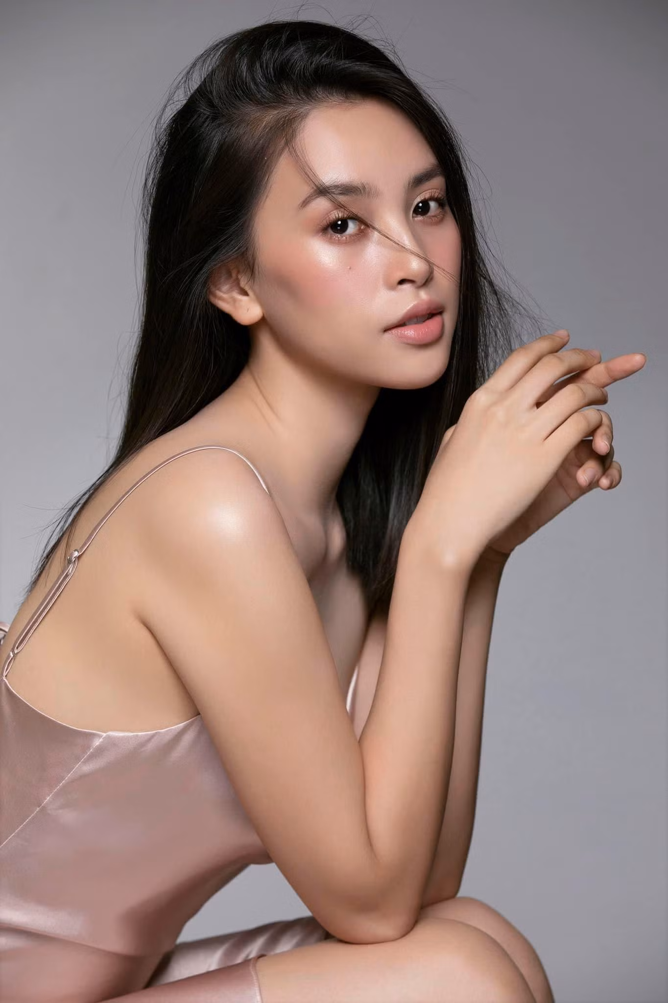 Tiểu Vy còn được đánh giá là một trong những hoa hậu gợi cảm nhất showbiz.