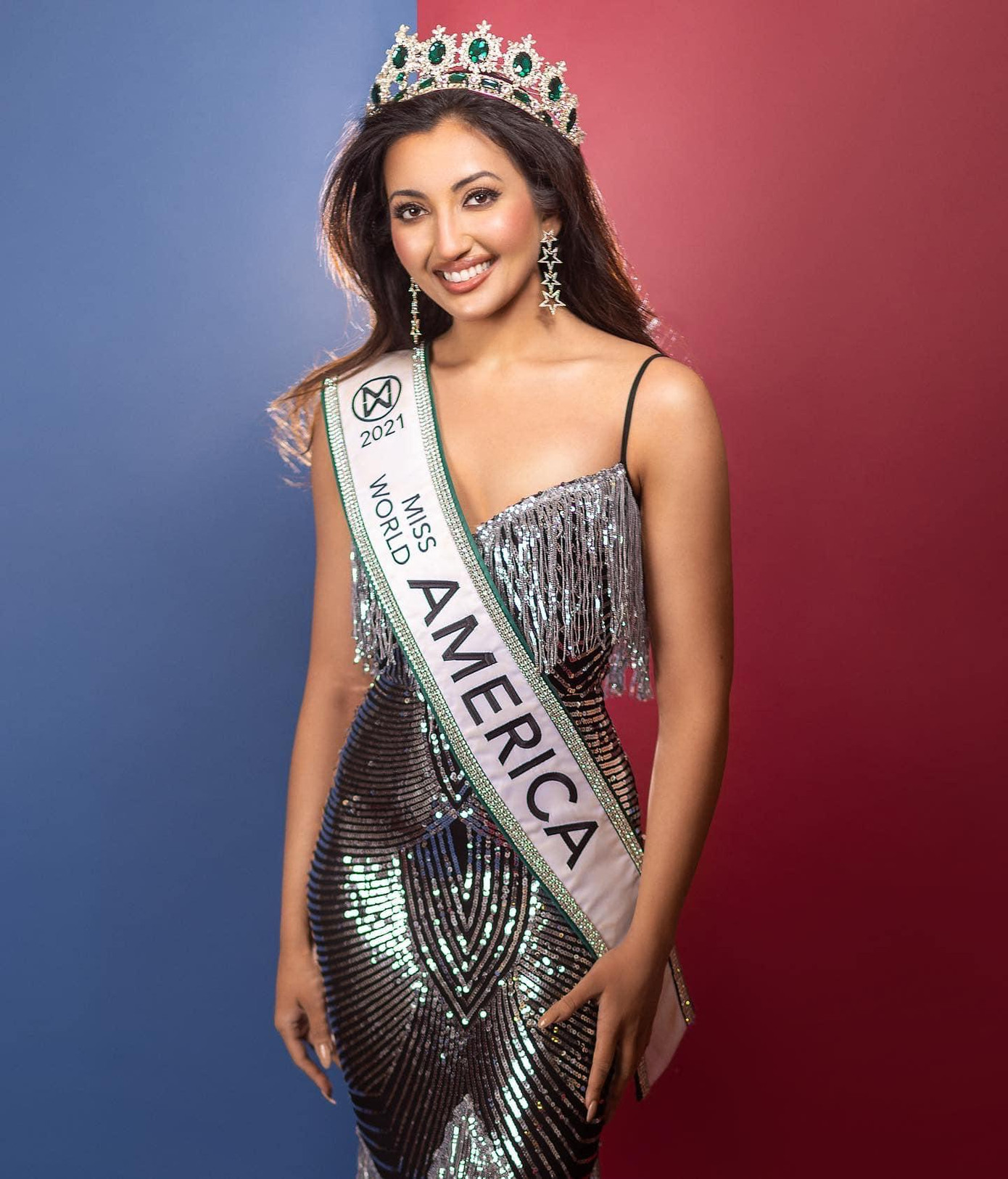 Theo đó, Hoa hậu Mỹ đã đứng ra quyên góp được 245.000 USD các tổ chức phi lợi nhuận cũng như hỗ trợ trẻ em nghèo. Theo đó, Hoa hậu Mỹ đã đứng ra quyên góp được 245.000 USD các tổ chức phi lợi nhuận cũng như hỗ trợ trẻ em nghèo.