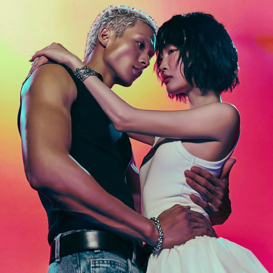 Hưng Nguyễn trong MV Lao Vào của Juky San. Hưng Nguyễn trong MV Lao Vào của Juky San.