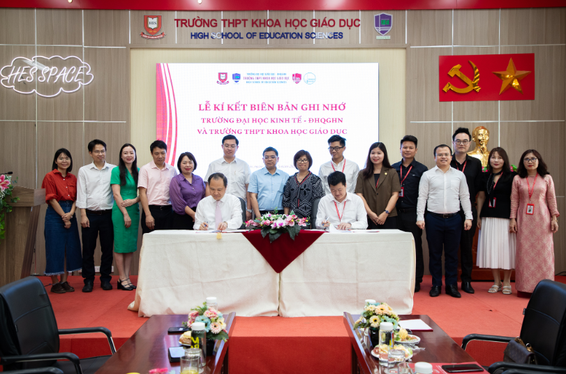 Phát triển chương trình VNU 12+ được mở rộng. Ảnh: VNU Media