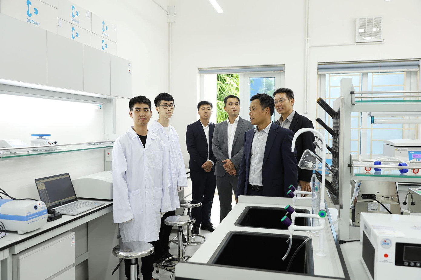 ĐHQGHN chú trọng nâng cao chất lượng giảng dạy chuẩn quốc tế. Ảnh: VNU Media