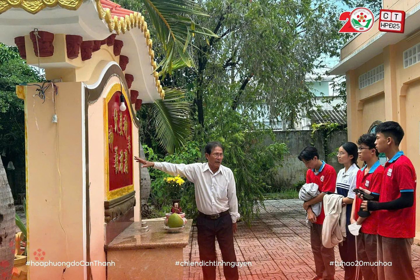 Ảnh: Chiến dịch Hoa Phượng Đỏ - Trường THPT Cần Thạnh Ảnh: Chiến dịch Hoa Phượng Đỏ - Trường THPT Cần Thạnh