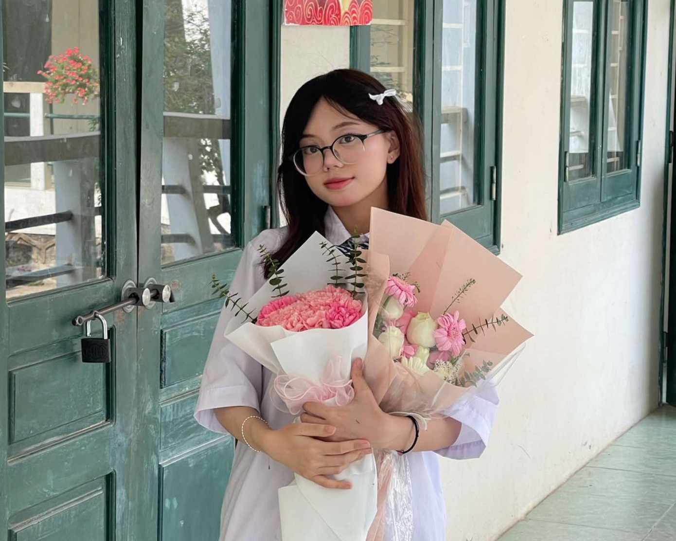 Phạm Thị Bảo Ngọc đạt 49.35/57 điểm trong kì thi tuyển sinh vào chuyên Anh trường THPT chuyên Bắc Kạn năm 2021. Ảnh: NVCC Phạm Thị Bảo Ngọc đạt 49.35/57 điểm trong kì thi tuyển sinh vào chuyên Anh trường THPT chuyên Bắc Kạn năm 2021. Ảnh: NVCC