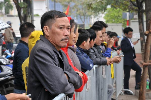 Cảnh sát cơ động thay nhau gác ở Marriot chờ đón ông Trump ảnh 2