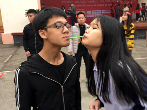 'Hot girl' hiến máu, xua tan băng giá ngày đông lạnh ảnh 21