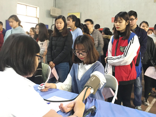 'Hot girl' hiến máu, xua tan băng giá ngày đông lạnh ảnh 12