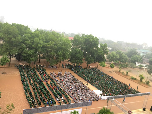 Gần 1.000 sinh viên hiến máu ảnh 1