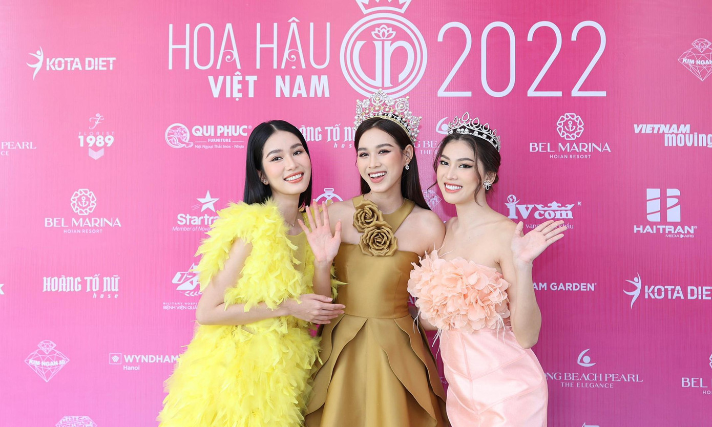 Sau gần 2 năm đương nhiệm, top 3 Hoa hậu Việt Nam 2020 được đánh giá là giữ được sức hút và có nhiều hoạt động ấn tượng, trở thành niềm cảm hứng cho nhiều cô gái quyết định ghi danh tại Hoa hậu Việt Nam 2022.