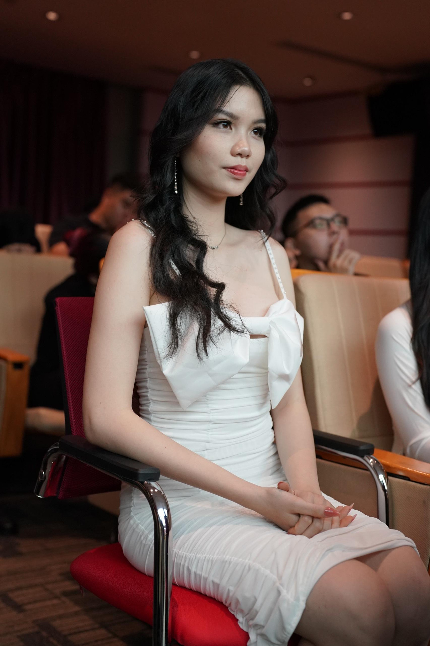 Thí sinh tham dự Hoa hậu Việt Nam gần như không phải chuẩn bị gì, từ trang phục cho đến các vấn đề ăn ở, đi lại đều được đáp ứng chu đáo.