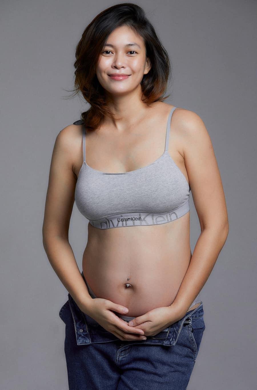 Á hậu Mâu Thủy xác nhận mang bầu. Ảnh: FBNV. Á hậu Mâu Thủy xác nhận mang bầu. Ảnh: FBNV.