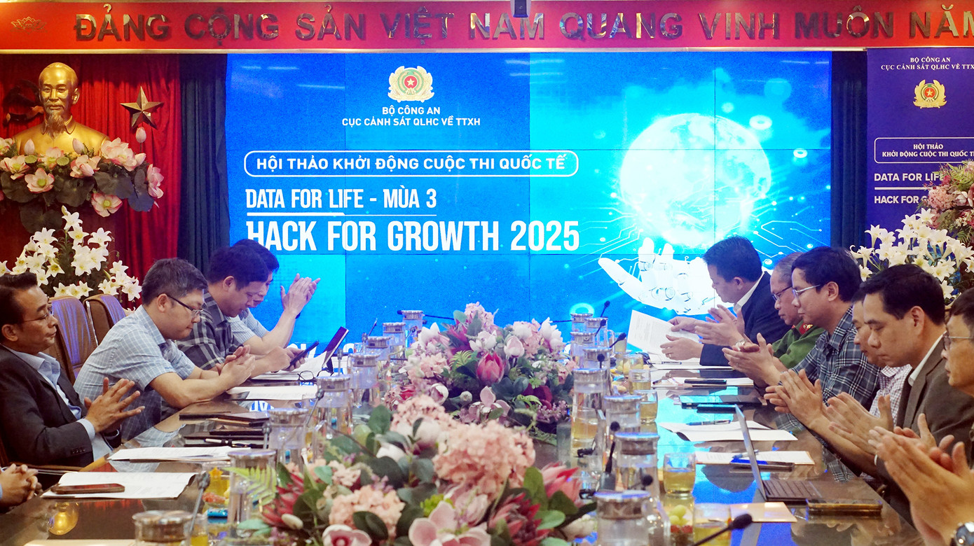 Cục Cảnh sát quản lý hành chính về trật tự xã hội, Bộ Công an tổ chức hội thảo khởi động cuộc thi. Ảnh: Thanh Hà