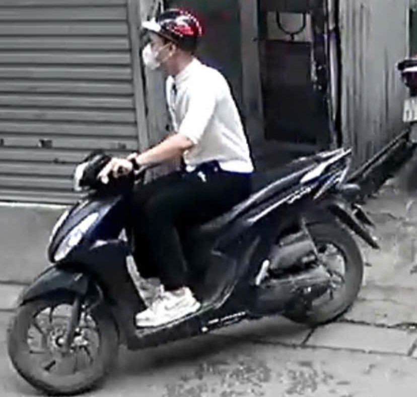 Hình ảnh camera ghi lại đối tượng trộm cắp xe máy. Hình ảnh camera ghi lại đối tượng trộm cắp xe máy.