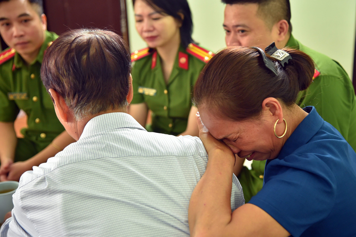 Sau hàng chục năm, gia đình ông Nghiêm chưa bao giờ dừng hy vọng tìm kiếm con.