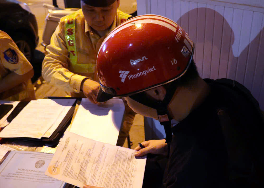 Tài xế vi phạm nồng độ cồn.