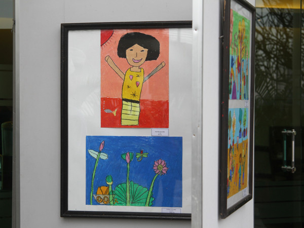 Một số tác phẩm của các em nhỏ có mảnh đời kém may mắn