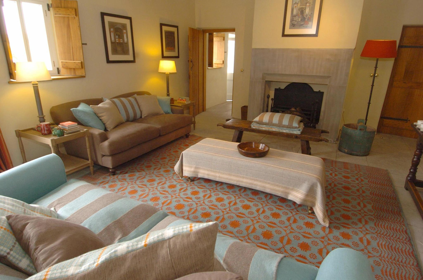 Không gian bên trong nhà cổ trang nhã, ấm cúng, thích hợp để nghỉ dưỡng. Ảnh: Shutterstock. Không gian bên trong nhà cổ trang nhã, ấm cúng, thích hợp để nghỉ dưỡng. Ảnh: Shutterstock.