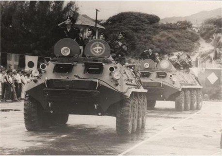 Lực lượng Nga diễu binh tại căn cứ Cam Ranh